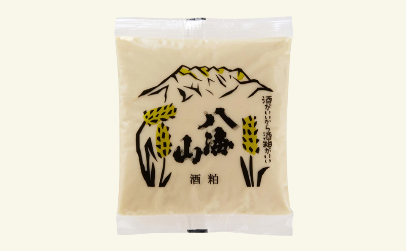 八海山酒粕の価格比較表と買い方の違いを示すイメージ